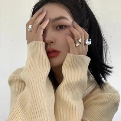 花圃里的蝴蝶
